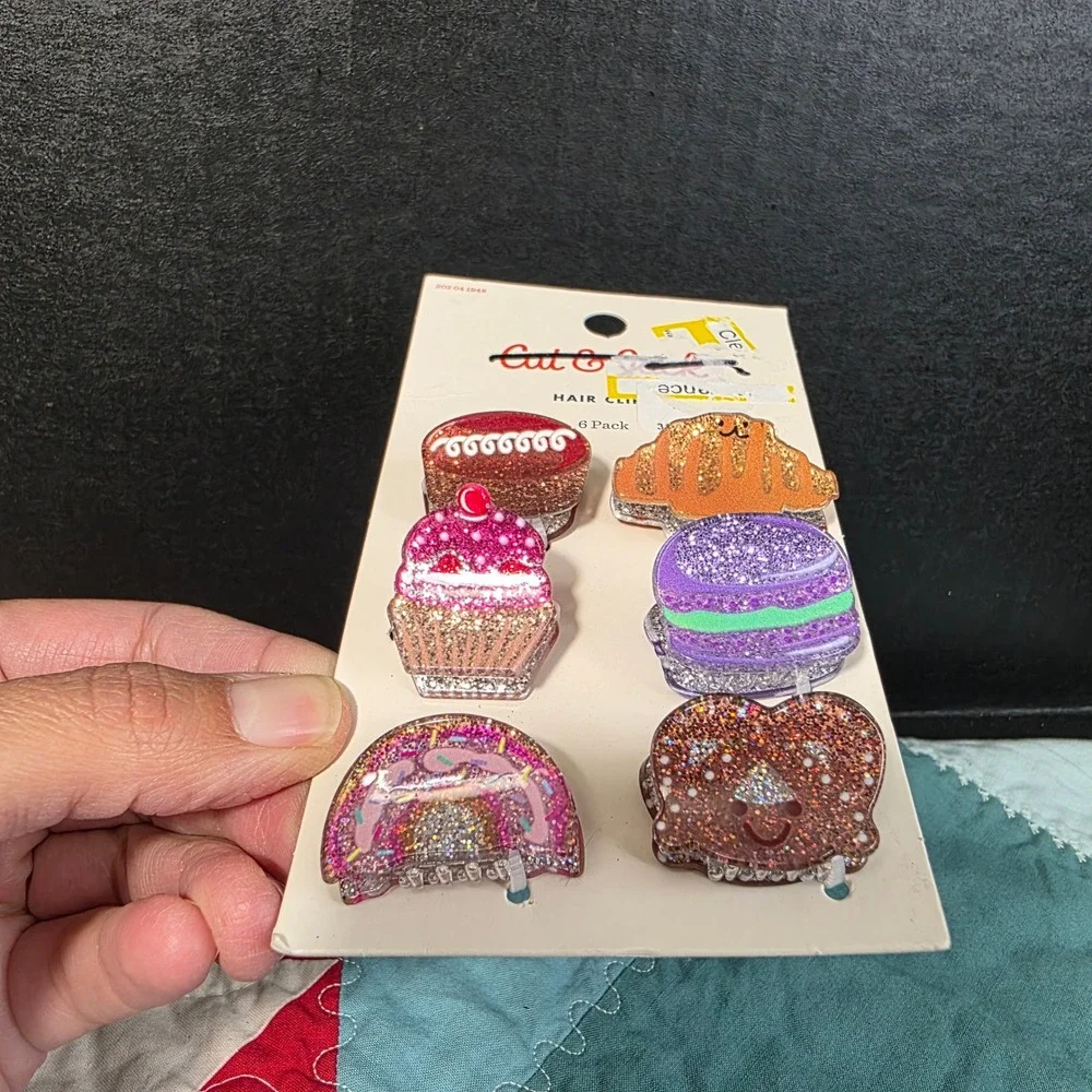 Cat & Jack Girls 6 Pack Glitter Sweet Treats Bakery Hair Claw Clips Multicolor